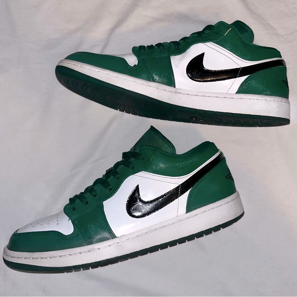 Jordan Nike Dunk Low (GS) "Varsity Green" White Green